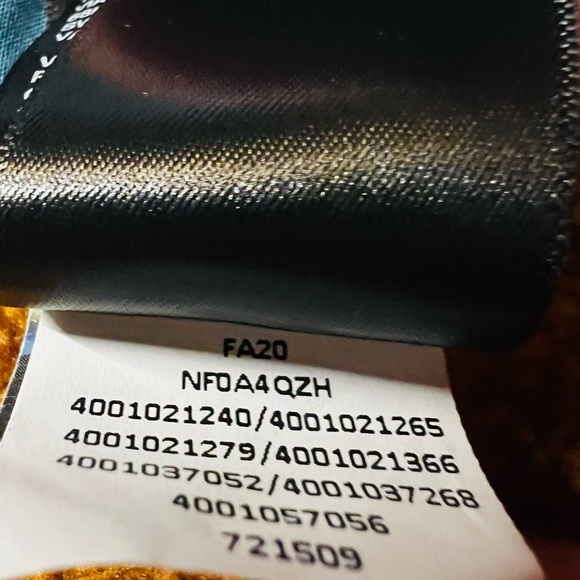 The North Face Men’s Burnt Orange and Teal Fleece Zippered Vest Size Large - Picture 6 of 9